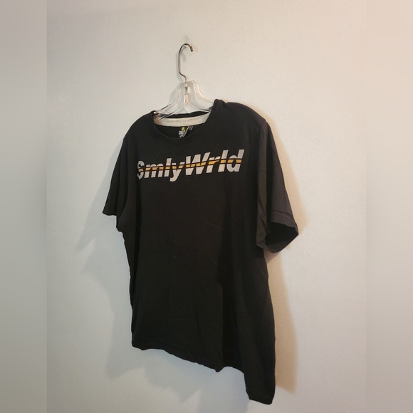 Smiley World Graphic T-shirt | Size Large - Picture 5 of 8